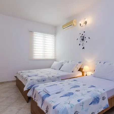 Alba- Duplex Two Bedroom With Shared Pool And Sea View * Цавтат