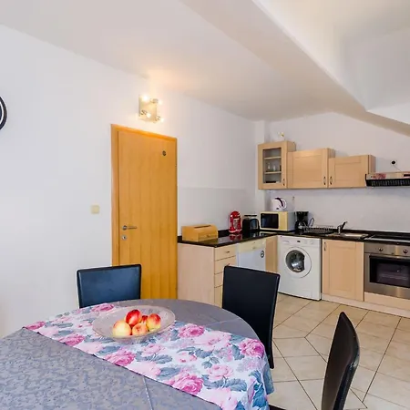 Alba- Duplex Two Bedroom With Shared Pool And Sea View Lejlighed Cavtat