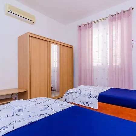 Alba- Duplex Two Bedroom With Shared Pool And Sea View Lejlighed
