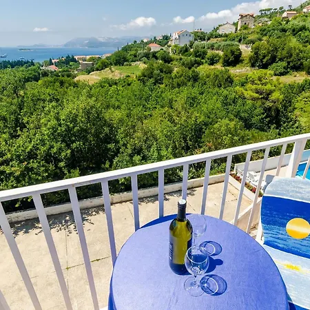 Lejlighed Alba- Duplex Two Bedroom With Shared Pool And Sea View